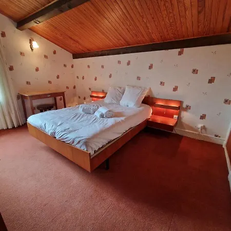Holiday home Chez Maurice Maison Familiale & Campagne