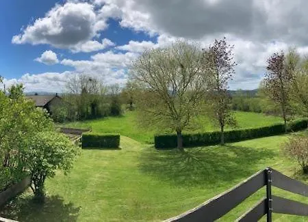 Holiday home Chez Maurice Maison Familiale & Campagne *